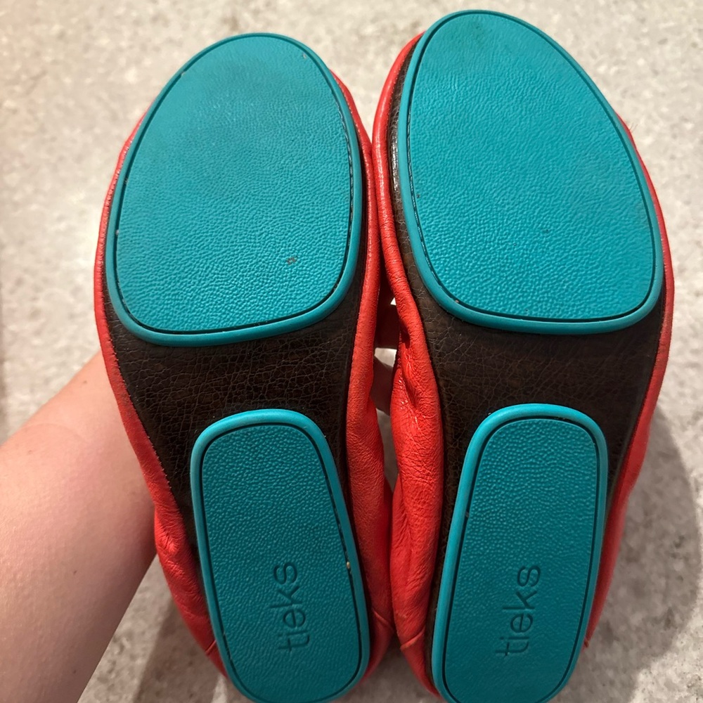 Tieks Poppy Leather Ballet Flats with Teal Heel - Picture 2 of 2